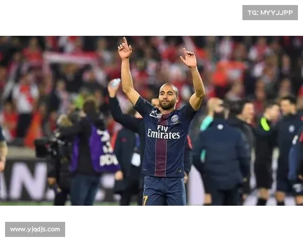 小卢卡斯在巴黎圣日耳曼屡屡失宠背后的竞争与战术原因分析